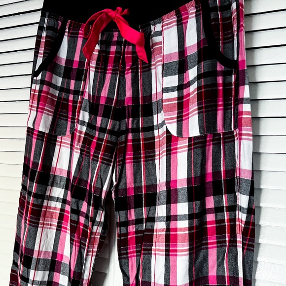 Victoria’s Secret | Plaid Pajama Pants SHORT inseam - Picture 5 of 6